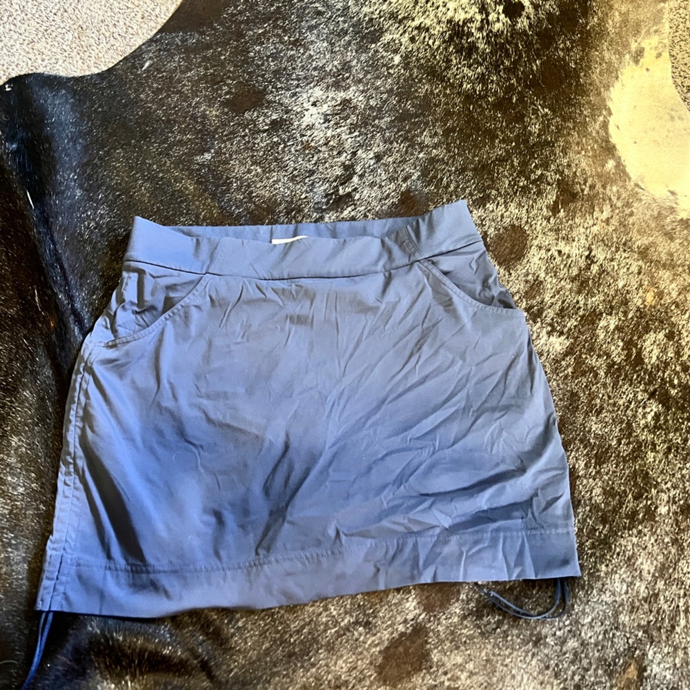 Women's Athletic Shorts in navy